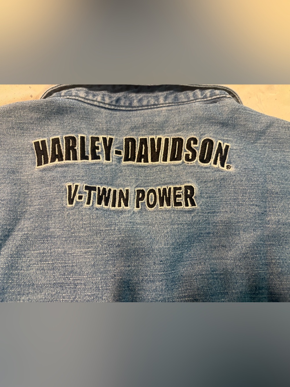 Harley-Davidson Light Blue Denim Sleeveless Button-Front Vest - Picture 4 of 6